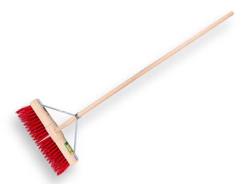 [1490379] Road construction broom VERO 45K PPN red 45 cm, with ATLAS handle 160 x 2.8 cm and wide broom handle bracket