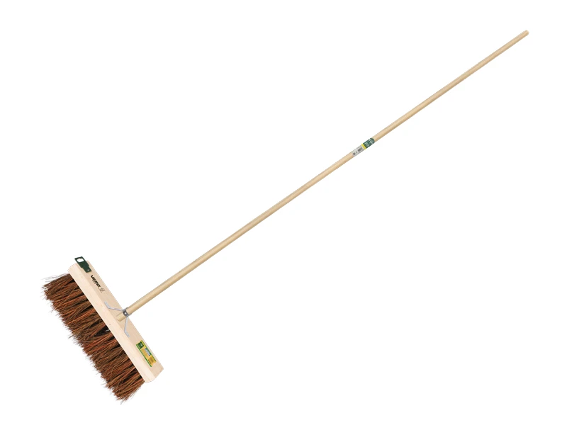 [1490396] Broom VERO 37B bassine bristles 37 cm, with ATLAS handle 150 x 2.8 cm and broom handle bracket